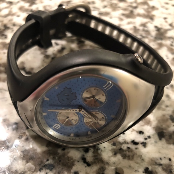 UNC Nike Watch New - Picture 1 of 3